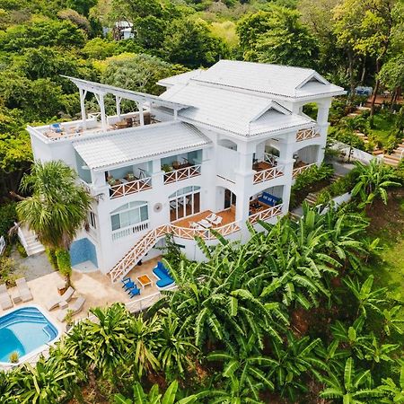 Blue Roatan Resort West Bay Bagian luar foto