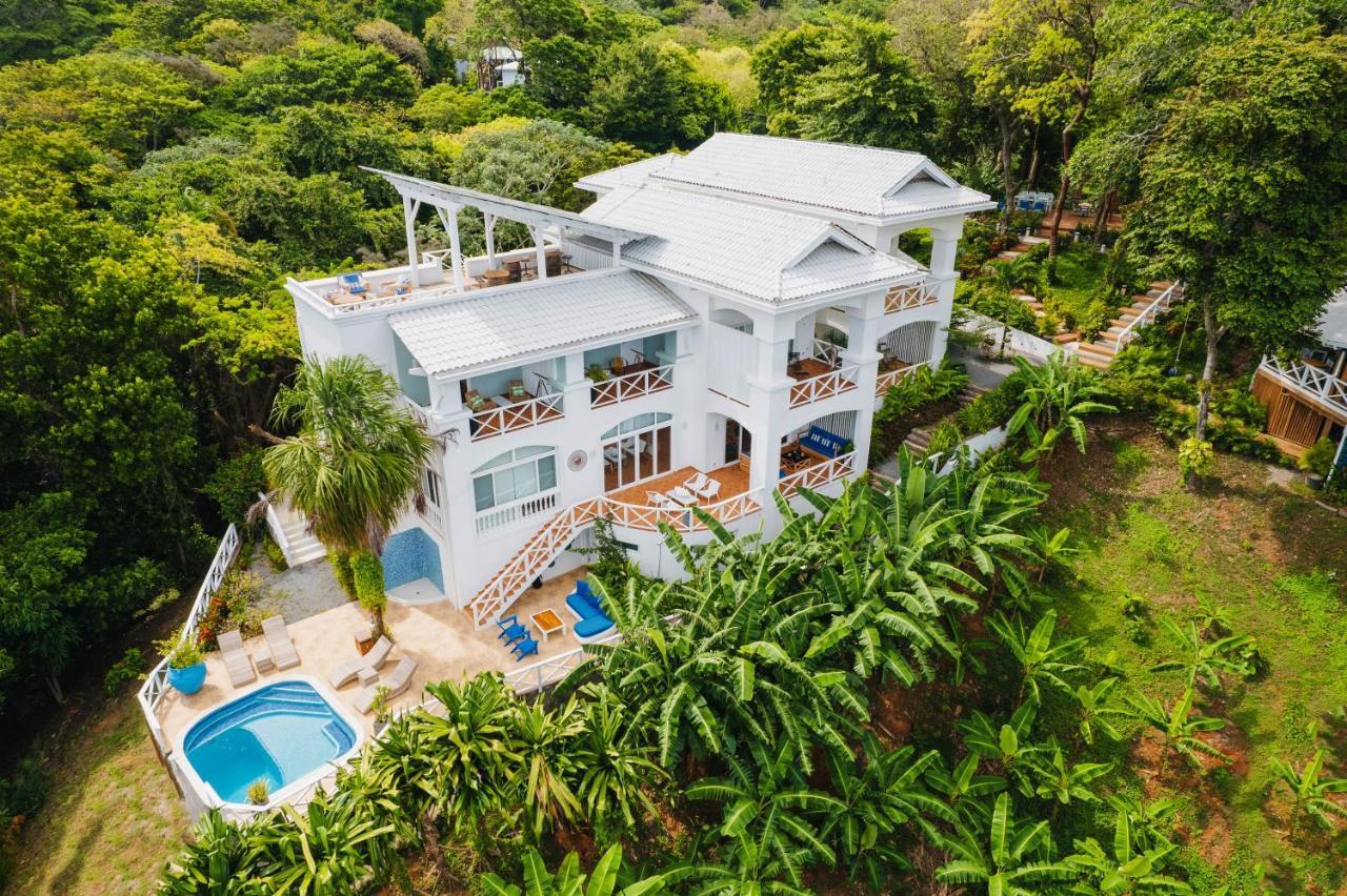 Blue Roatan Resort West Bay Bagian luar foto