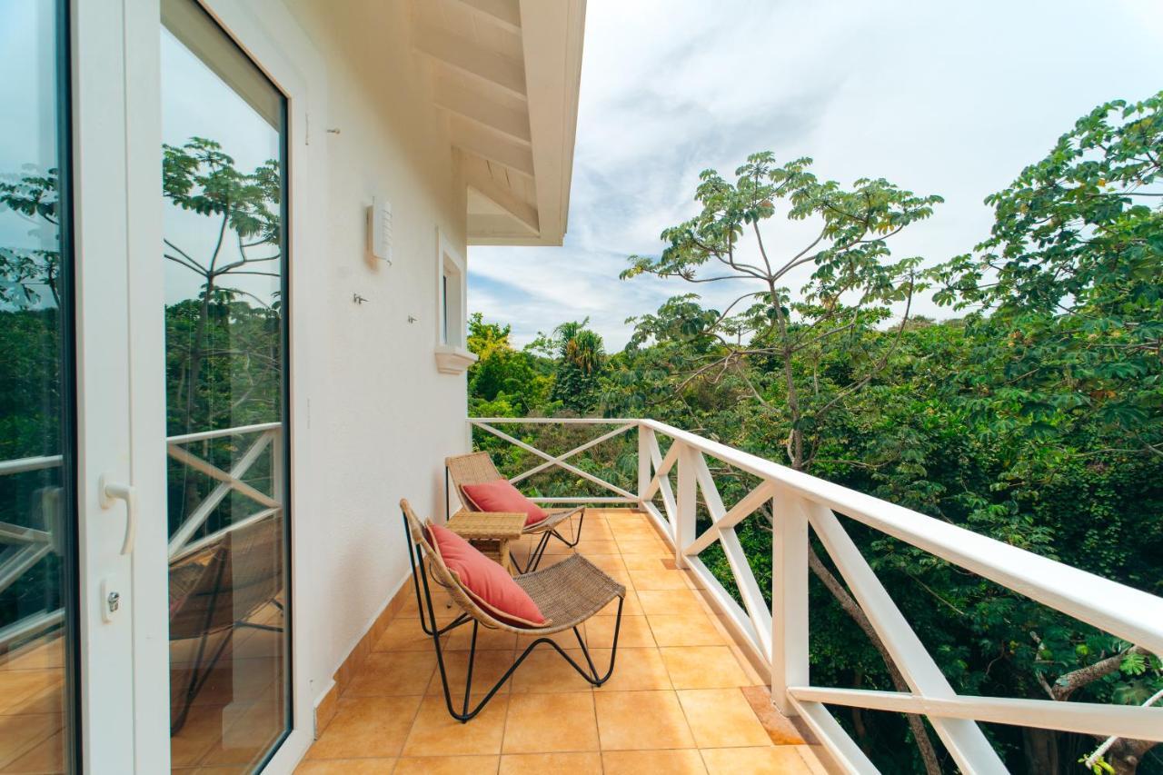 Blue Roatan Resort West Bay Bagian luar foto