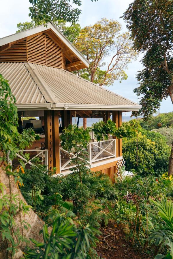 Blue Roatan Resort West Bay Bagian luar foto
