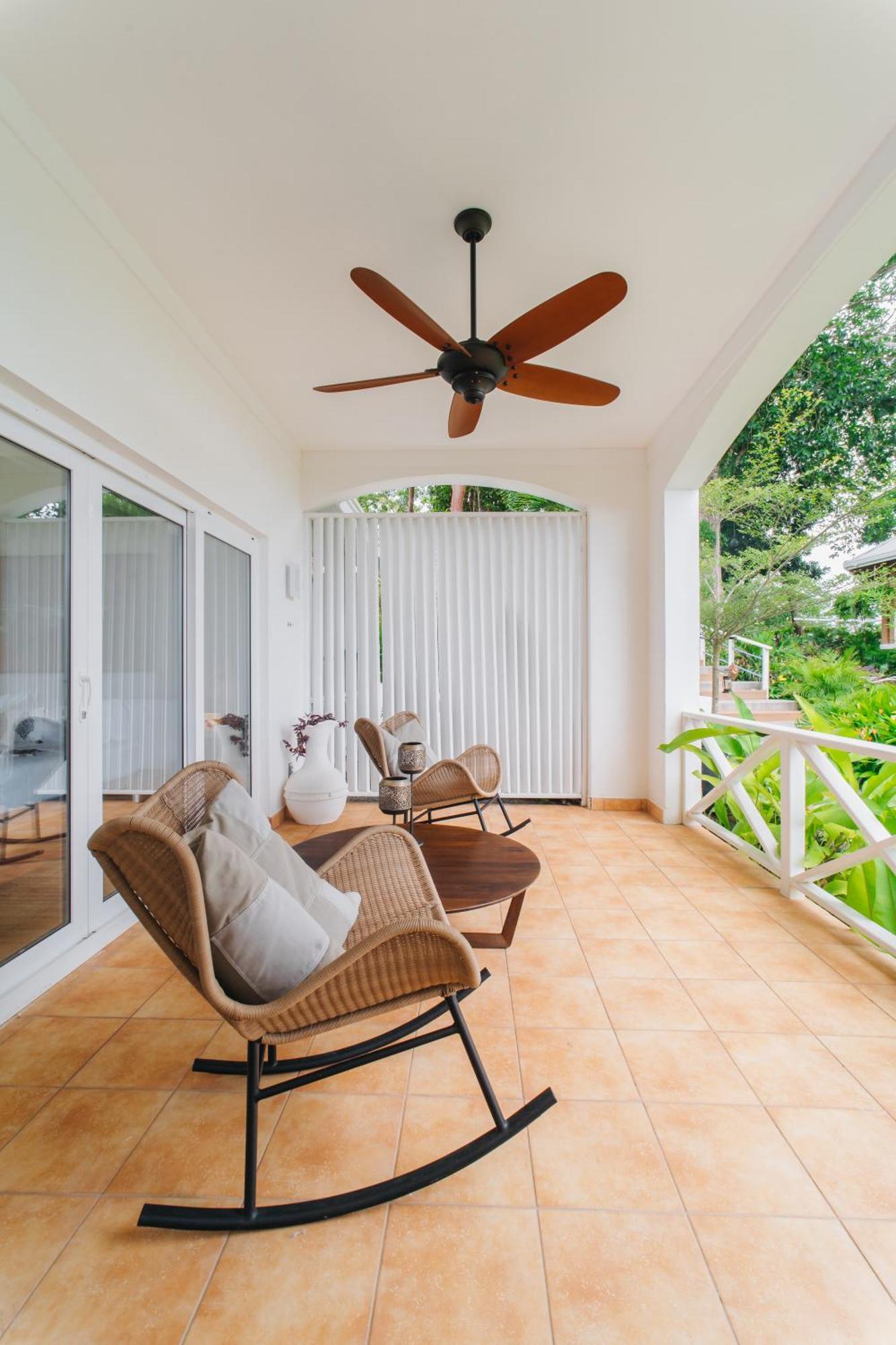 Blue Roatan Resort West Bay Bagian luar foto